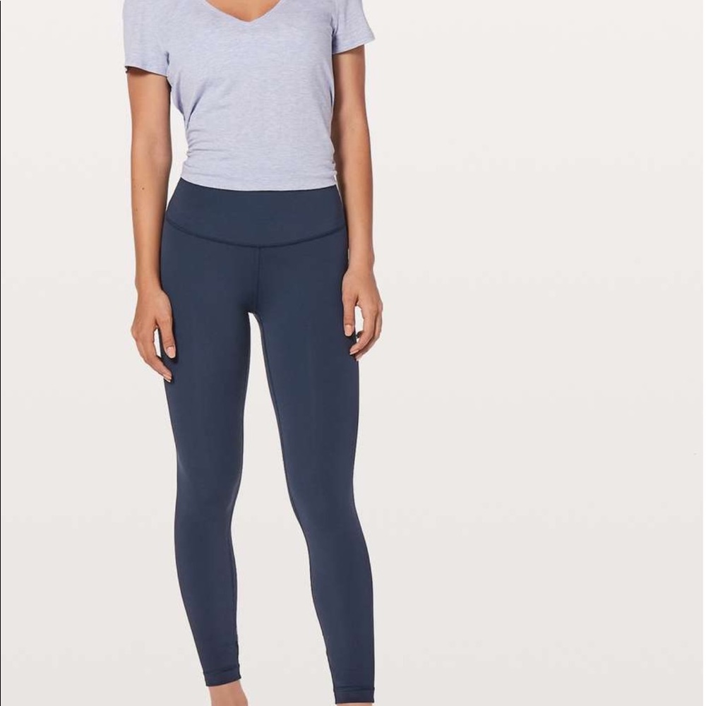 NWT LULULEMON Wunder Under HR tight 28”   True Navy. Size 6